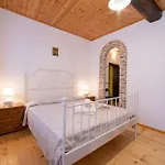 Appartement Petit Coeur Dans L' Ancien Village - Happy *