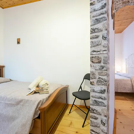 Petit Coeur Dans L' Ancien Village In Brovello - Happy Rentals Lejlighed *