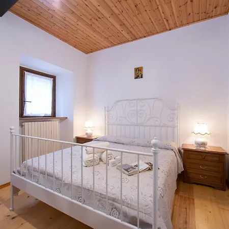 Lejlighed Petit Coeur Dans L' Ancien Village In Brovello - Happy Rentals