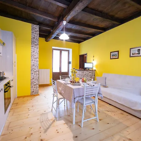 Petit Coeur Dans L' Ancien Village In Brovello - Happy Rentals Lejlighed *